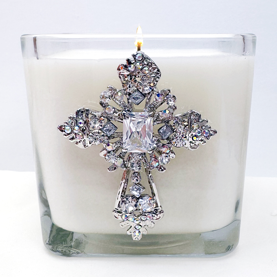 FRANKINCENSE & MYRRH CRYSTAL CROSS CANDLE