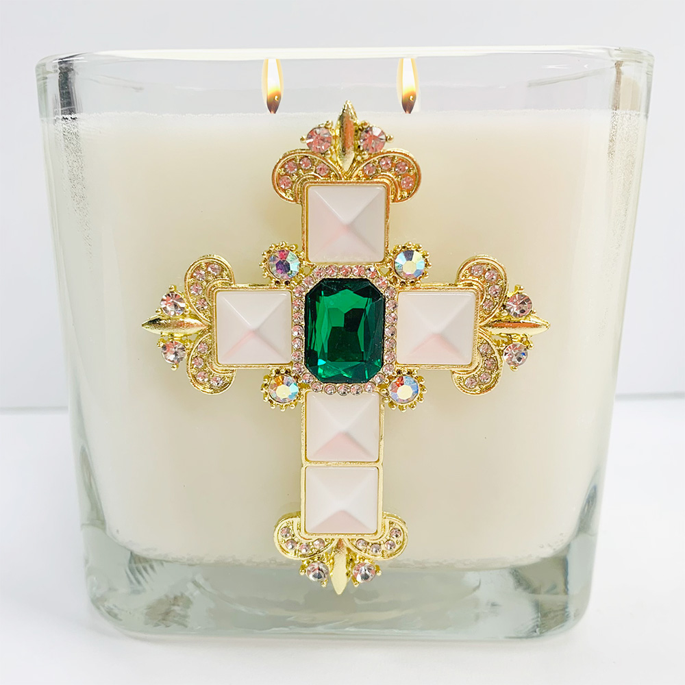 CEDAR PEARL JEWELED CROSS CANDLE